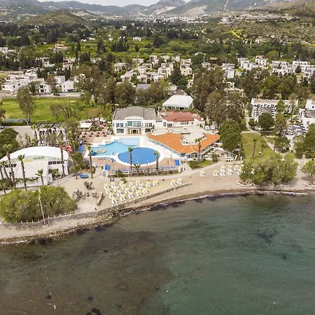 Club Muskebi Hotell 4*