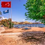 Club Muskebi Hotel 4*