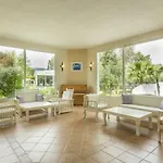 Club Muskebi Hotel