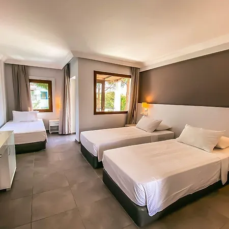 Club Muskebi Hotel