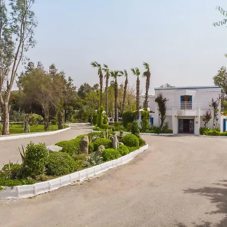 Club Muskebi Hotel 4*