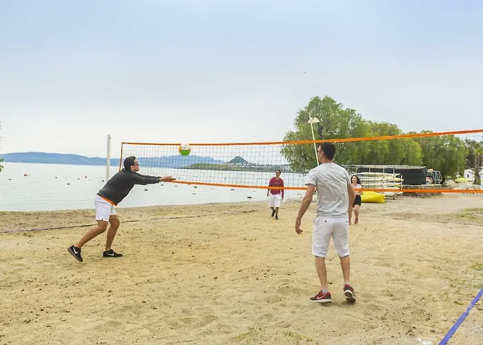 Club Muskebi Отель 4*